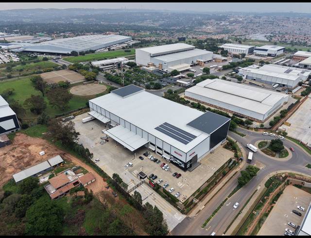 8,500M² WAREHOUSE TO LET IN LINBRO PARK